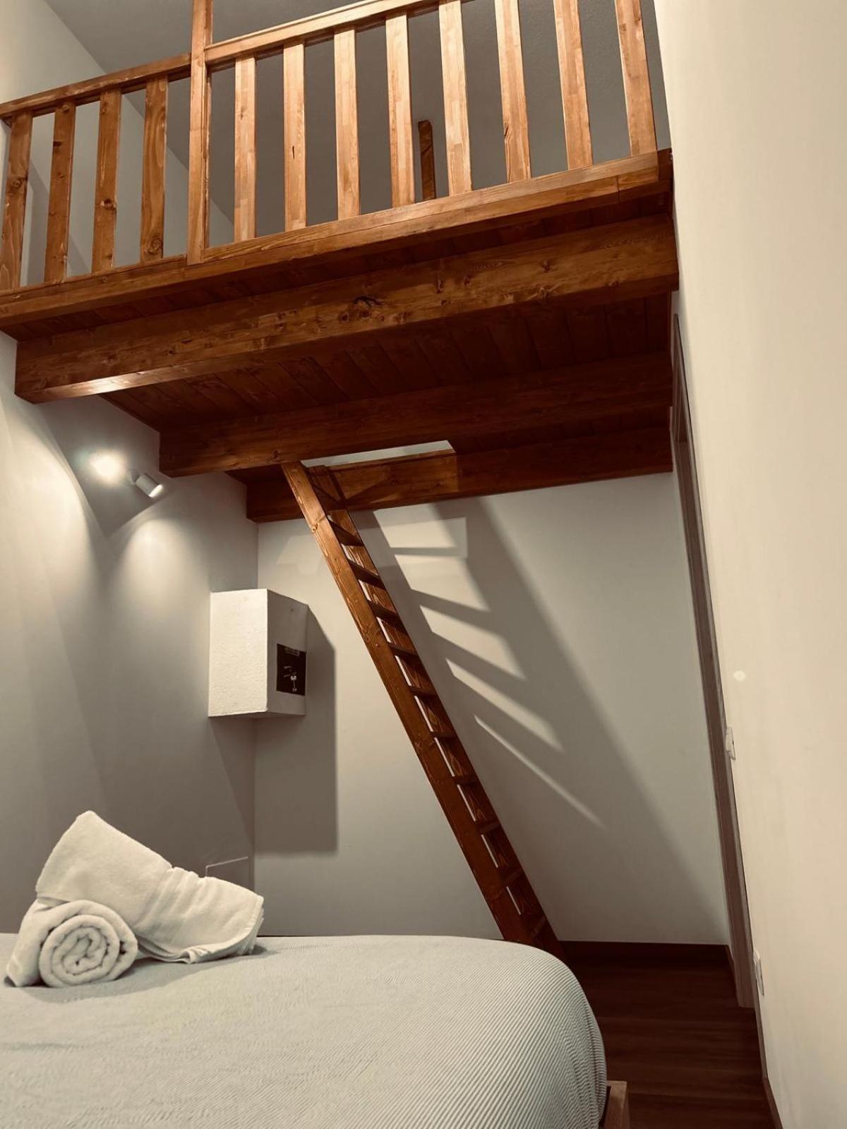 Voyager Apartment Каляри Екстериор снимка